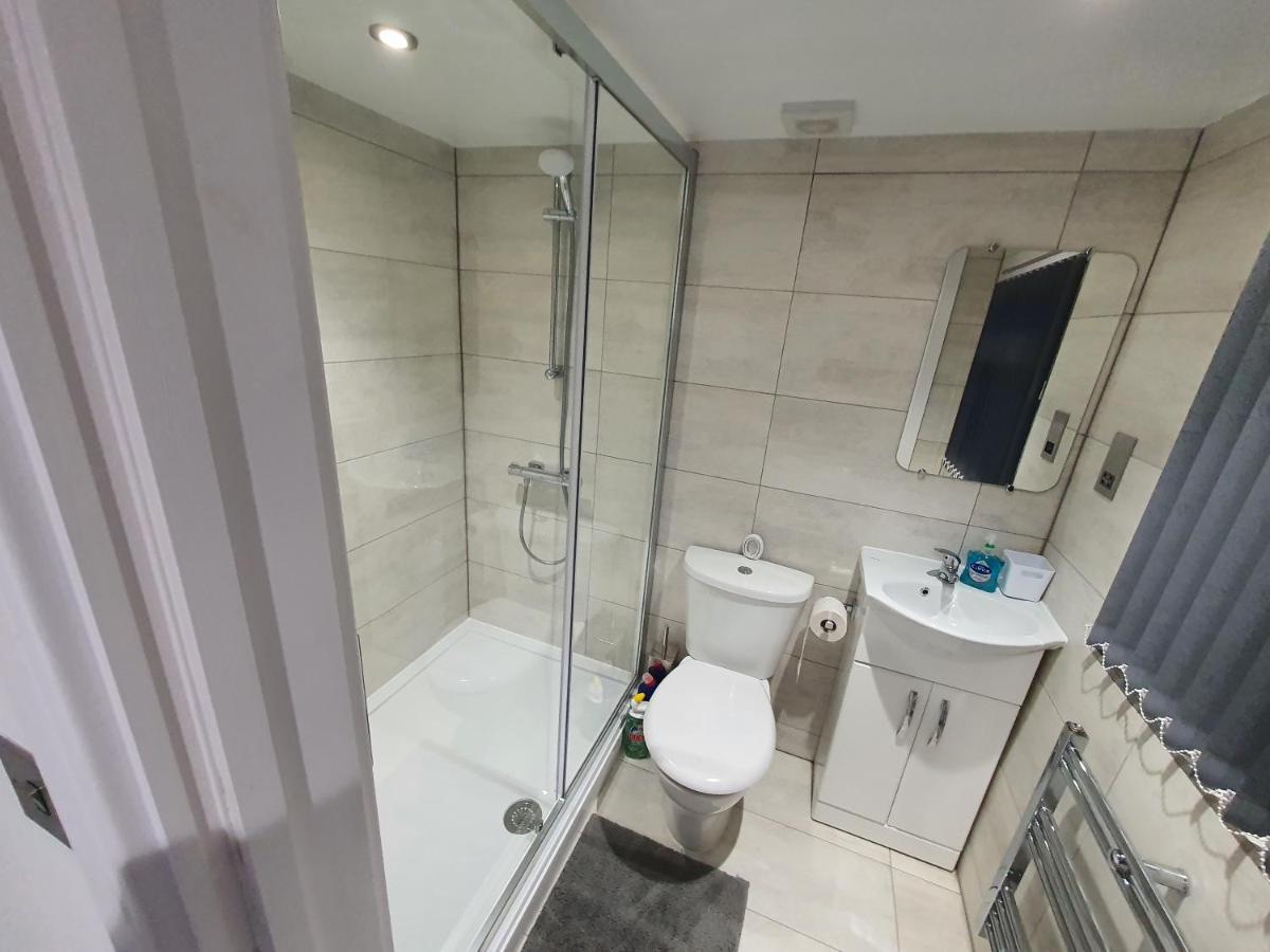 New Self Contained Flat,In Hayes, Free Parking Hotel Northolt  Exterior foto