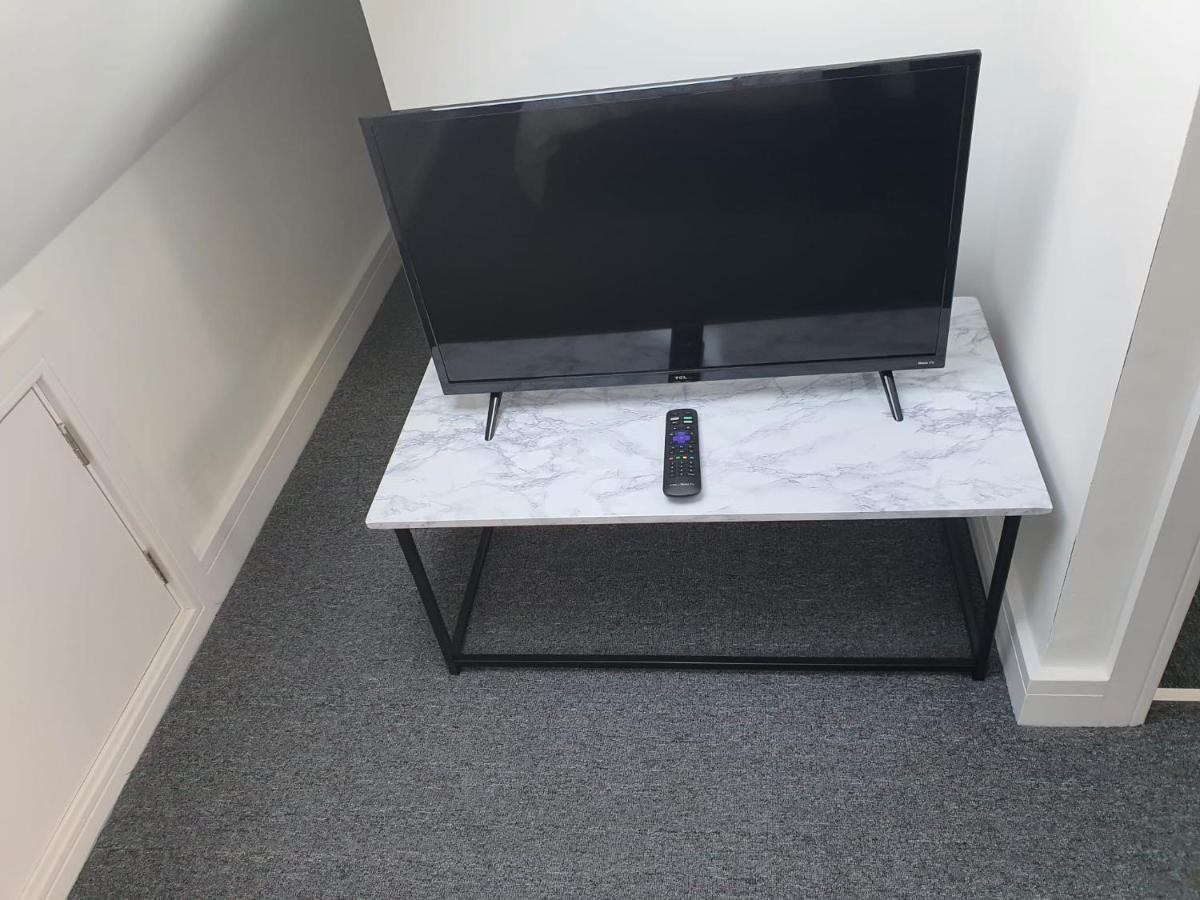 New Self Contained Flat,In Hayes, Free Parking Hotel Northolt  Exterior foto