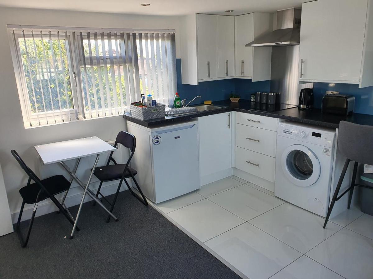 New Self Contained Flat,In Hayes, Free Parking Hotel Northolt  Exterior foto